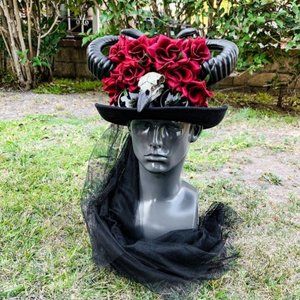 Halloween Lace Cape w/ Horn Goggle Red Rose Costume Party Top Hat Black